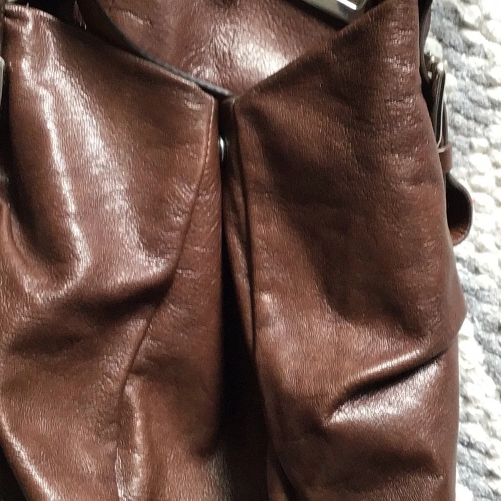 Marni Elegant Brown Leather Tote Bag - Picture 5 of 6